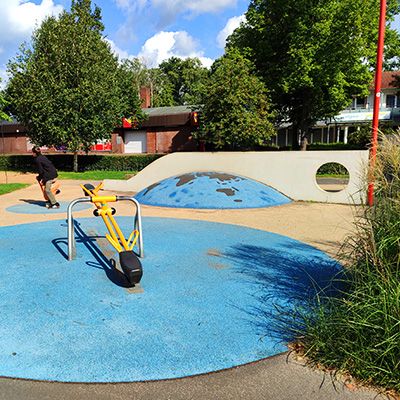 Spielplatz auf dem Grünanger West in Espelkamp - Wippe